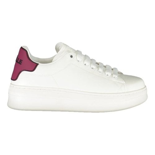 Pre-owned Gaelle Paris Trainers In White