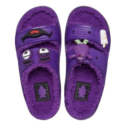 Pre-owned Crocs Cloth Sandal In Purple