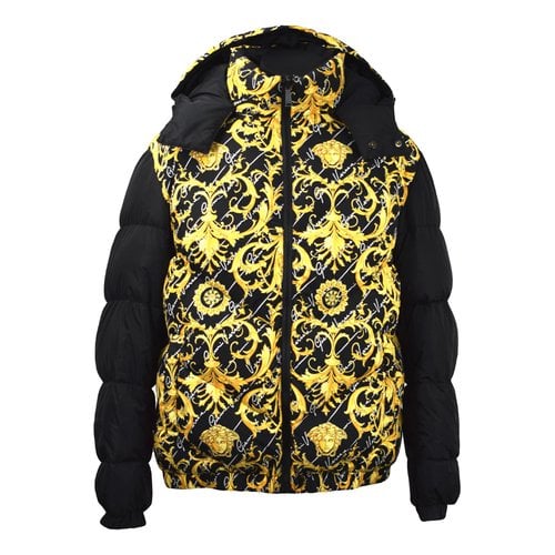 Pre-owned Versace Puffer In Gold
