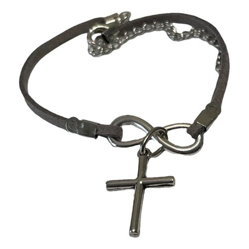 Pre-owned Cross Bracelet In Grey