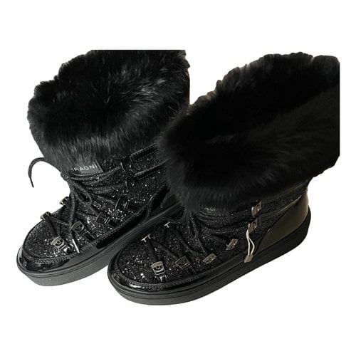 Pre-owned Chiara Ferragni Patent Leather Snow Boots In Black
