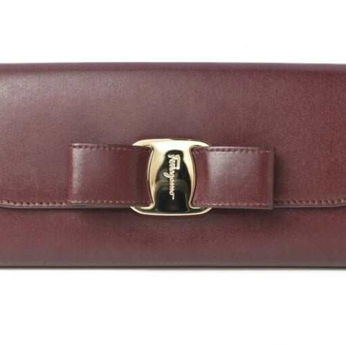 Pre-owned Ferragamo Leather Wallet In Burgundy