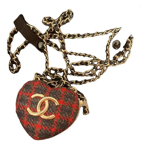 Pre-owned Chanel Cc Cloth Necklace In Red