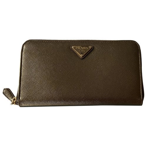 Pre-owned Prada Diagramme Leather Wallet In Gold