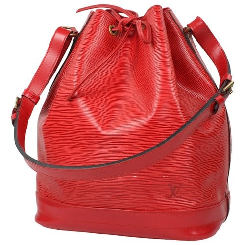 Pre-owned Louis Vuitton Noé Leather Handbag In Red