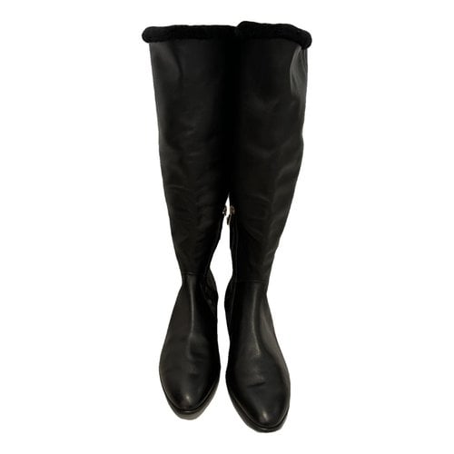 Pre-owned Sarah Flint Leather Boots In Black