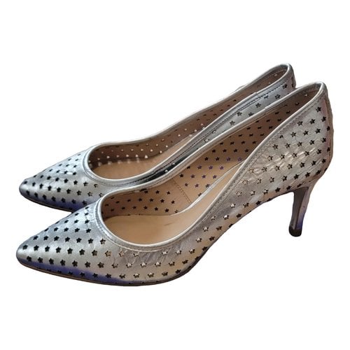 Pre-owned André Leather Heels In Silver