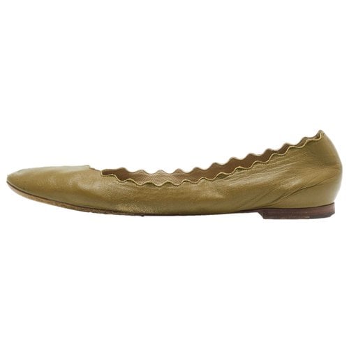 Pre-owned Chloé Leather Flats In Green