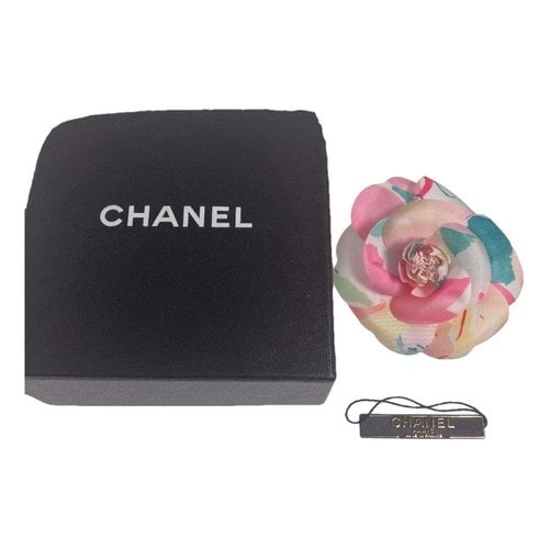 Pre-owned Chanel Camélia Pin & Brooche In Other