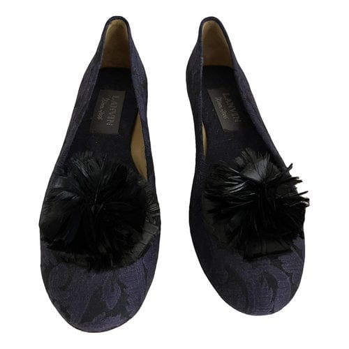 Pre-owned Lanvin Cloth Flats In Purple