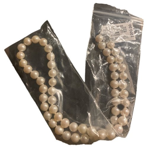 Pre-owned Macy's Pearl Necklace In Silver
