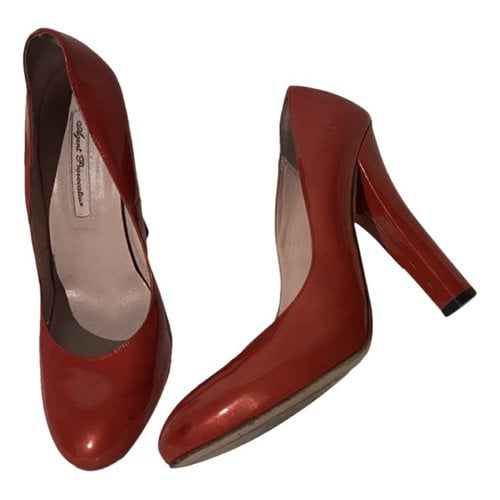 Pre-owned Agent Provocateur Patent Leather Heels In Red