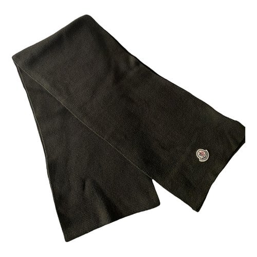 Pre-owned Moncler Wool Scarf & Pocket Square In Green