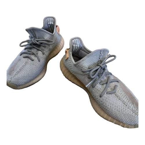 Pre-owned Yeezy X Adidas Cloth Low Trainers In Grey