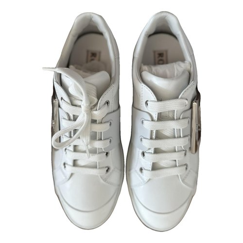 Pre-owned Roger Vivier Viv' Skate Leather Trainers In White