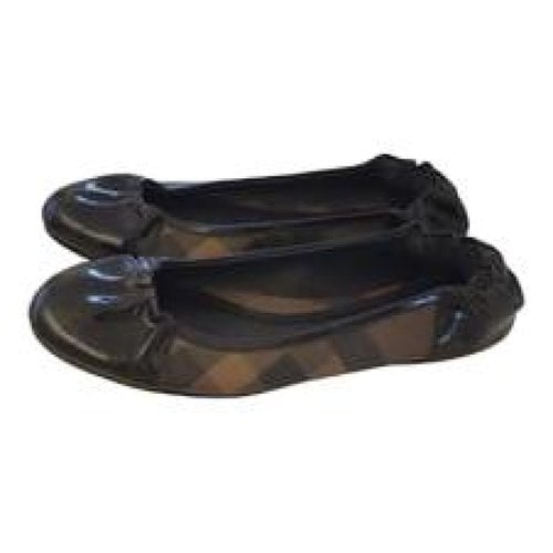 Pre-owned Burberry Leather Ballet Flats In Brown