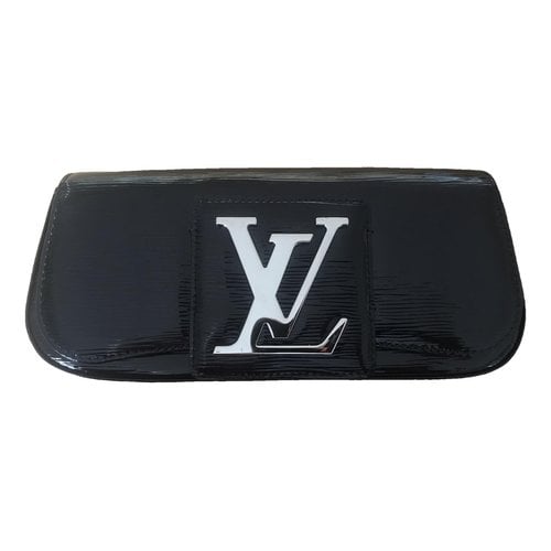 Pre-owned Louis Vuitton Sobe Leather Clutch Bag In Black