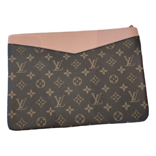 Pre-owned Louis Vuitton Leather Clutch Bag In Other