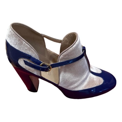 Pre-owned Valentino Garavani Patent Leather Heels In Blue