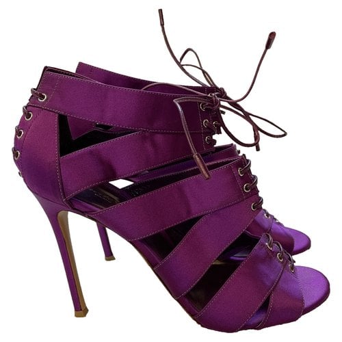 Pre-owned Gianvito Rossi Cloth Heels In Purple