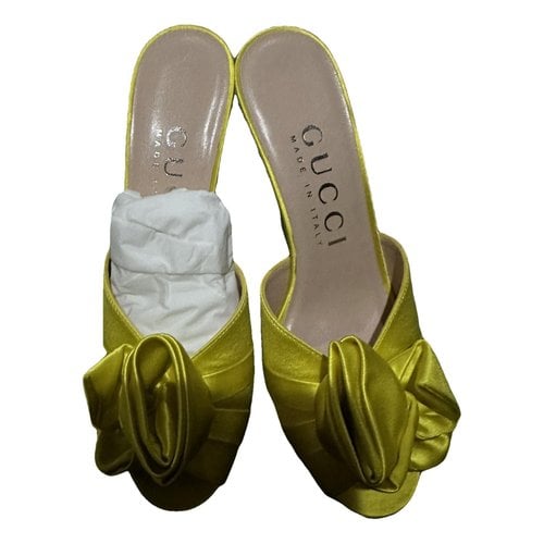 Pre-owned Gucci Sandal In Yellow