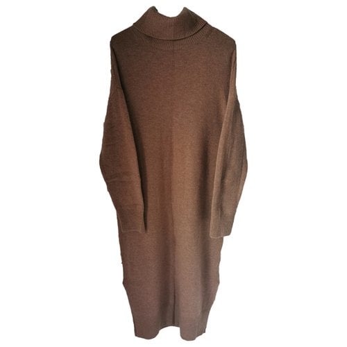 Pre-owned Vanessa Bruno Wool Mid-length Dress In Camel