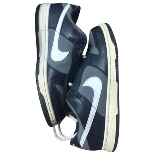 Pre-owned Nike Leather Low Trainers In Grey