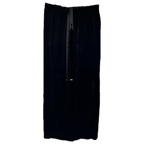 Pre-owned Gucci Velvet Trousers In Black