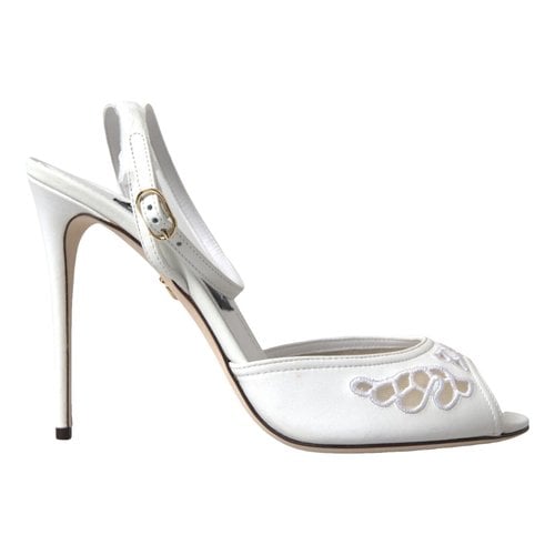 Pre-owned Dolce & Gabbana Cloth Sandal In White