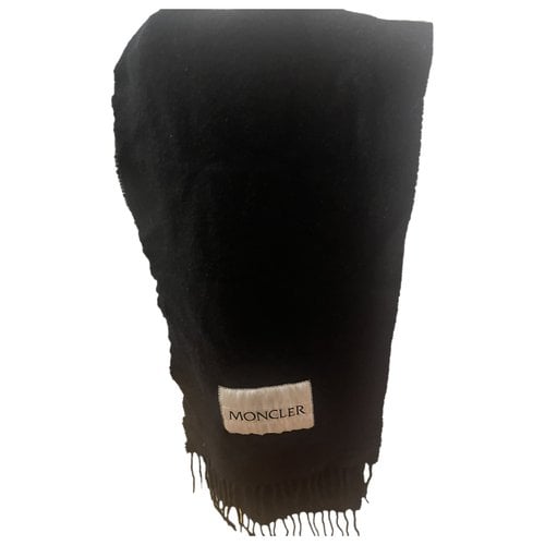 Pre-owned Moncler Wool Scarf & Pocket Square In Black