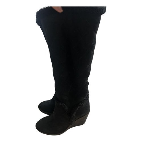 Pre-owned Moncler Velvet Snow Boots In Black