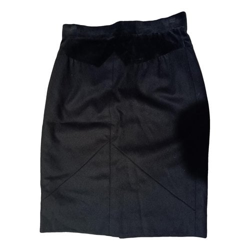 Pre-owned Fendi Wool Skirt In Black