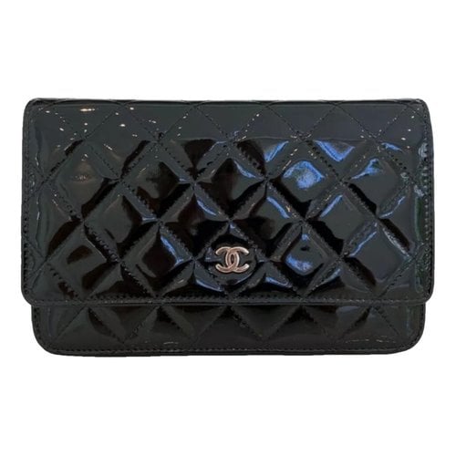 Pre-owned Chanel Patent Leather Crossbody Bag In Black