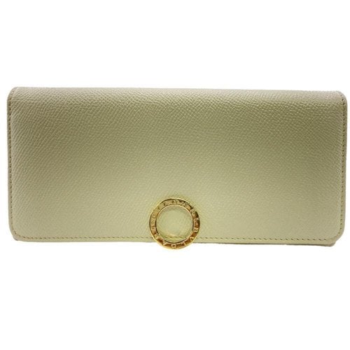 Pre-owned Bvlgari Leather Wallet In White