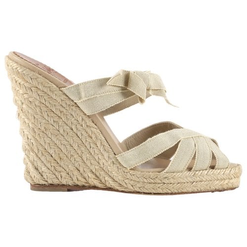 Pre-owned Christian Louboutin Cloth Espadrilles In Beige