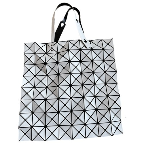 Pre-owned Issey Miyake Tote In White