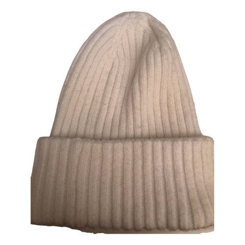 Pre-owned Max Mara Wool Hat In White