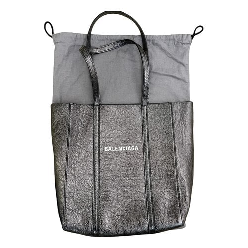 Pre-owned Balenciaga Eveyday Cabas Leather Handbag In Multicolour