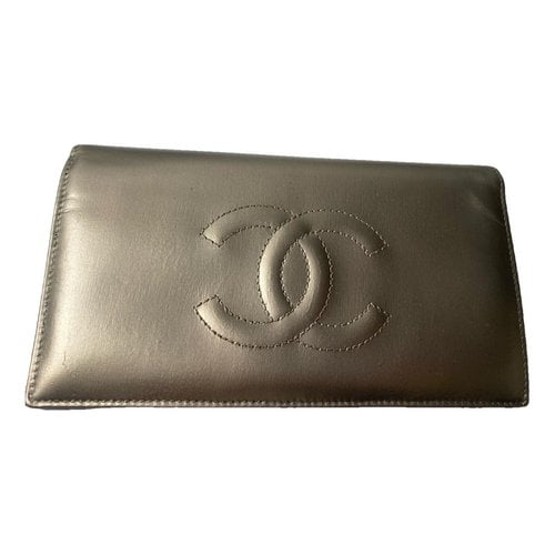 Pre-owned Chanel Leather Wallet In Brown