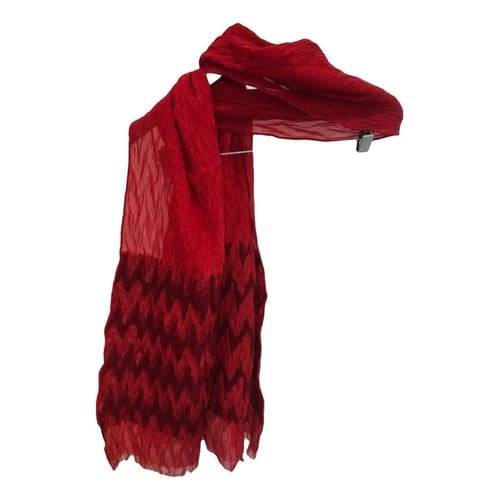 Pre-owned Armani Collezioni Silk Cheche In Red