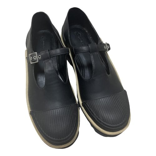 Pre-owned Charles & Keith Vegan Leather Flats In Black
