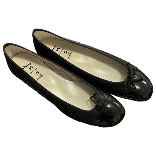 Pre-owned French Sole Leather Ballet Flats In Black