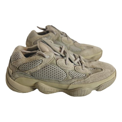Pre-owned Yeezy X Adidas 500 Low Trainers In Beige