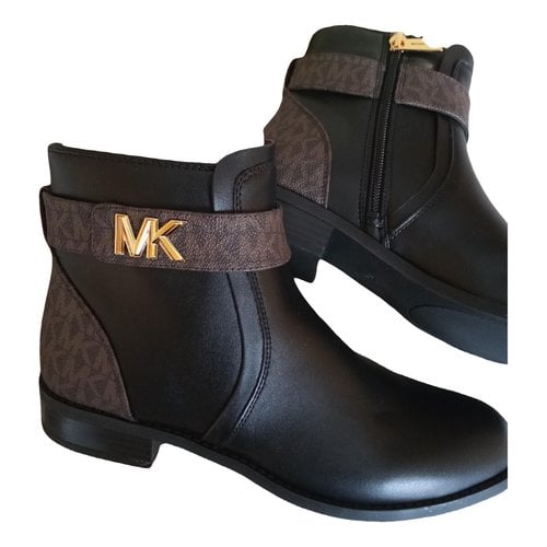 Pre-owned Michael Kors Leather Boots In Black