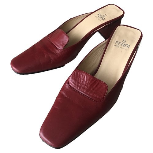 Pre-owned Fendi Leather Mules & Clogs In Burgundy