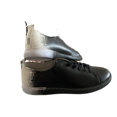 Pre-owned Pantone Leather Lace Ups In Black