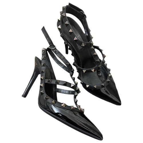 Pre-owned Valentino Garavani Rockstud Patent Leather Heels In Black