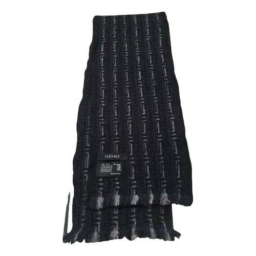 Pre-owned Versace Wool Scarf & Pocket Square In Black