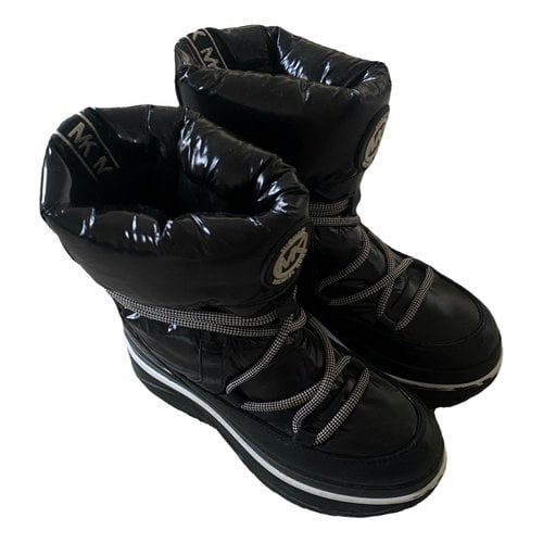 Pre-owned Michael Kors Snow Boots In Black