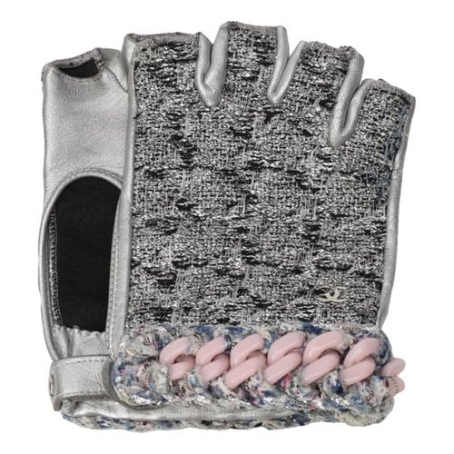 Pre-owned Chanel Leather Mittens In Silver